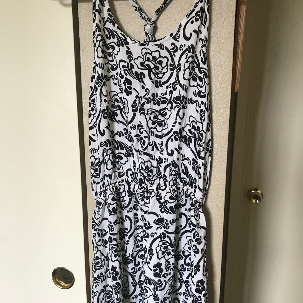 Black and white summer dress